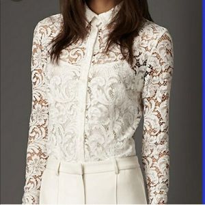 BCBGMAXAZRIA scalloped lace top NWT!